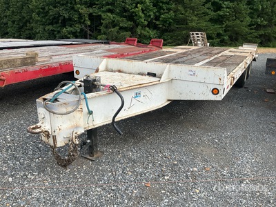 2001 Interstate 24 ft T/A Remolque Portamaquinaria
