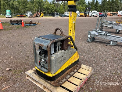 Waker Neuson DPU5545 Reversible Vibratory Plate Compactor