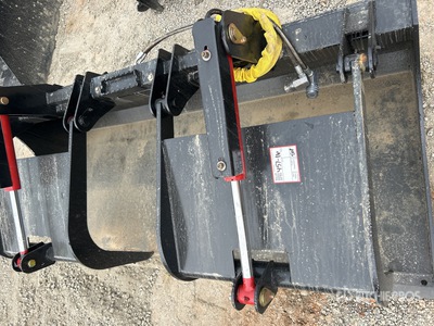 All-Star 80 in Skid Steer Grapple
