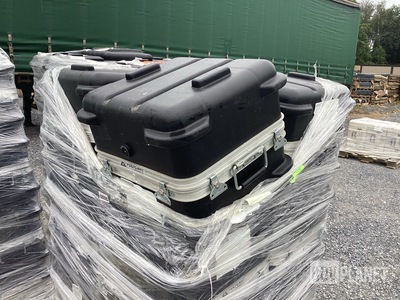 (57) Shipping Cases
