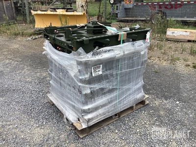 (5) BOH Environmental 15530128G Container Adapters