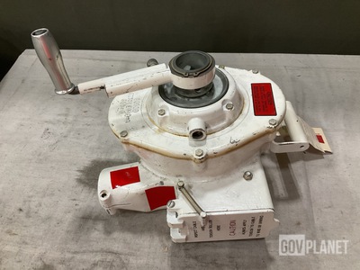 Warren Machine 77751100 Manual Hoist