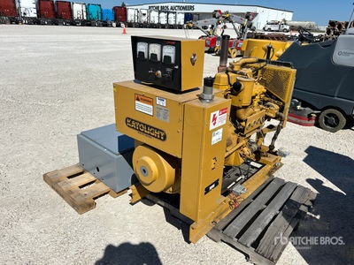 Katolight L35FGH4 35 kW Stand-By 発電機セット (250-749 kw/310-950 kva)