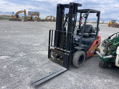 2018 Toyota 8FGU25 4500 lb Pneumatic Tire Carretilla Elevadora