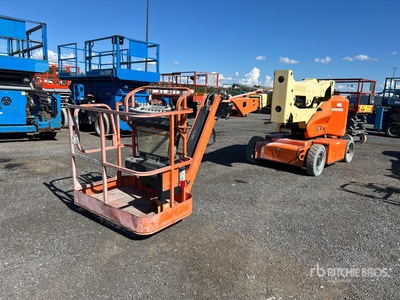 2014 JLG E400AJP 2WD Electric Articulating Boom Lift