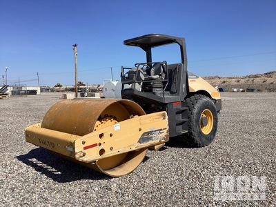 2014 (unverified) Volvo SD115 Smooth Drum Compactor