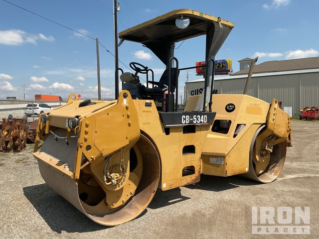 COMPACTADOR 2004 CATERPILLAR CB534D