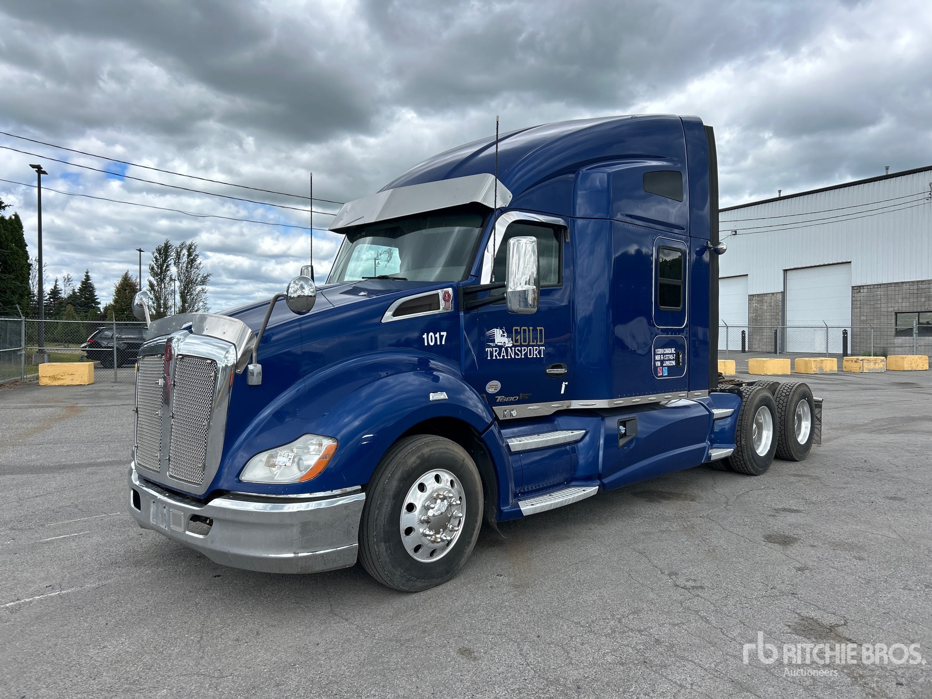 2018 Kenworth T680 6x4 Sleeper Truck Tractor