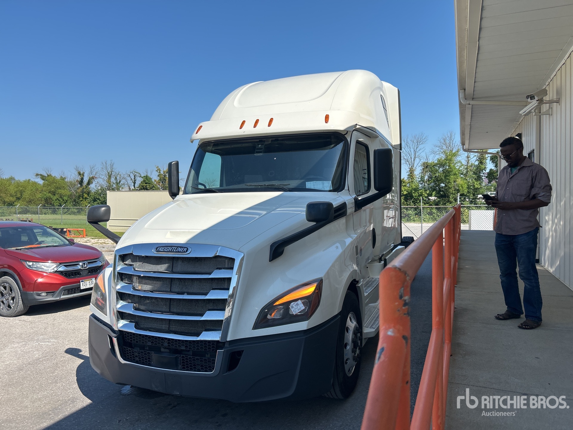 2018 Freightliner Cascadia 126 3- Achs Sattelzugmaschine mit Schlafkabine