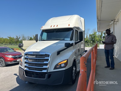 2018 Freightliner Cascadia 126 T/A Slaapcabine Trekker