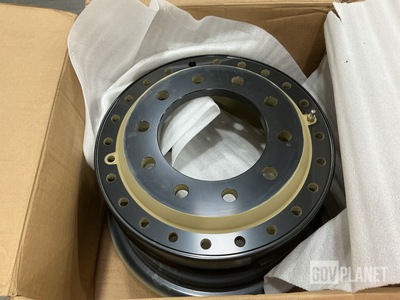 (5) Hutchinson AI-1183-037 Pneumatic Tire Wheel Rims