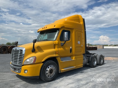 2015 Freightliner Cascadia 125 6x4 Tractocamion con Dormitorio / Tracteur Routier Couchette