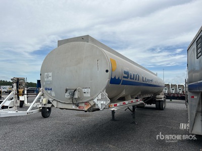 1998 LBT TACHE2ESF9200X5DB 9200 gal T/A Tanker Trailer