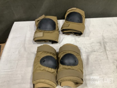 (54) Pairs of Knee Pads & (66) Pairs of External Elbow Pads