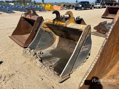 Brandt 58 in Q/C Cleanup エクスカベーター用バケット - Fits John Deere 210G