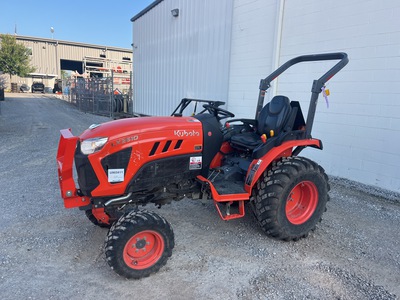 2021 Kubota LX2610HSD 4WD Utility Tractor