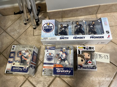 3 Wayne Gretzky Figurines, Set of Jason Smith, Ales Hemsky, Chris Pronger Varios, Articulos y equipos deportivos (Unused)