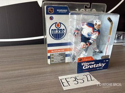 Wayne Gretzky Titon Hockey Stick (Unused)