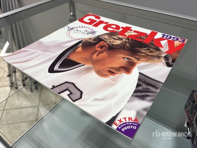 Signed Wayne Gretzky Calendar