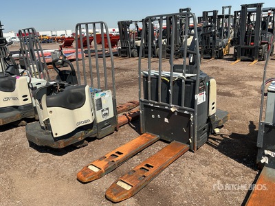 2020 Crown PE4500 Pallet Jack