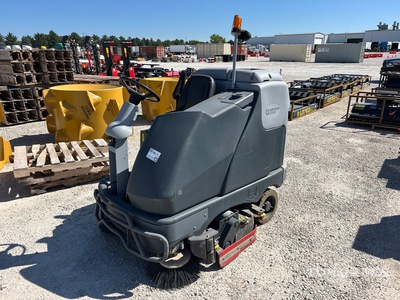 2019 Advance SC650045C Ride-On Electric Barredora
