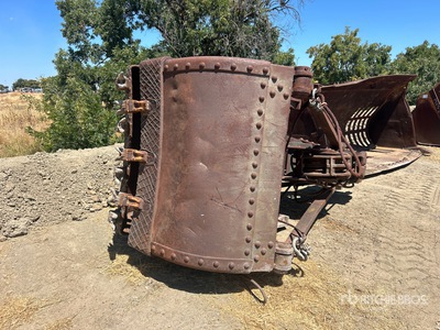 60 in Clamshell Grapple