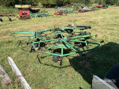 John Deere 752 Henificador