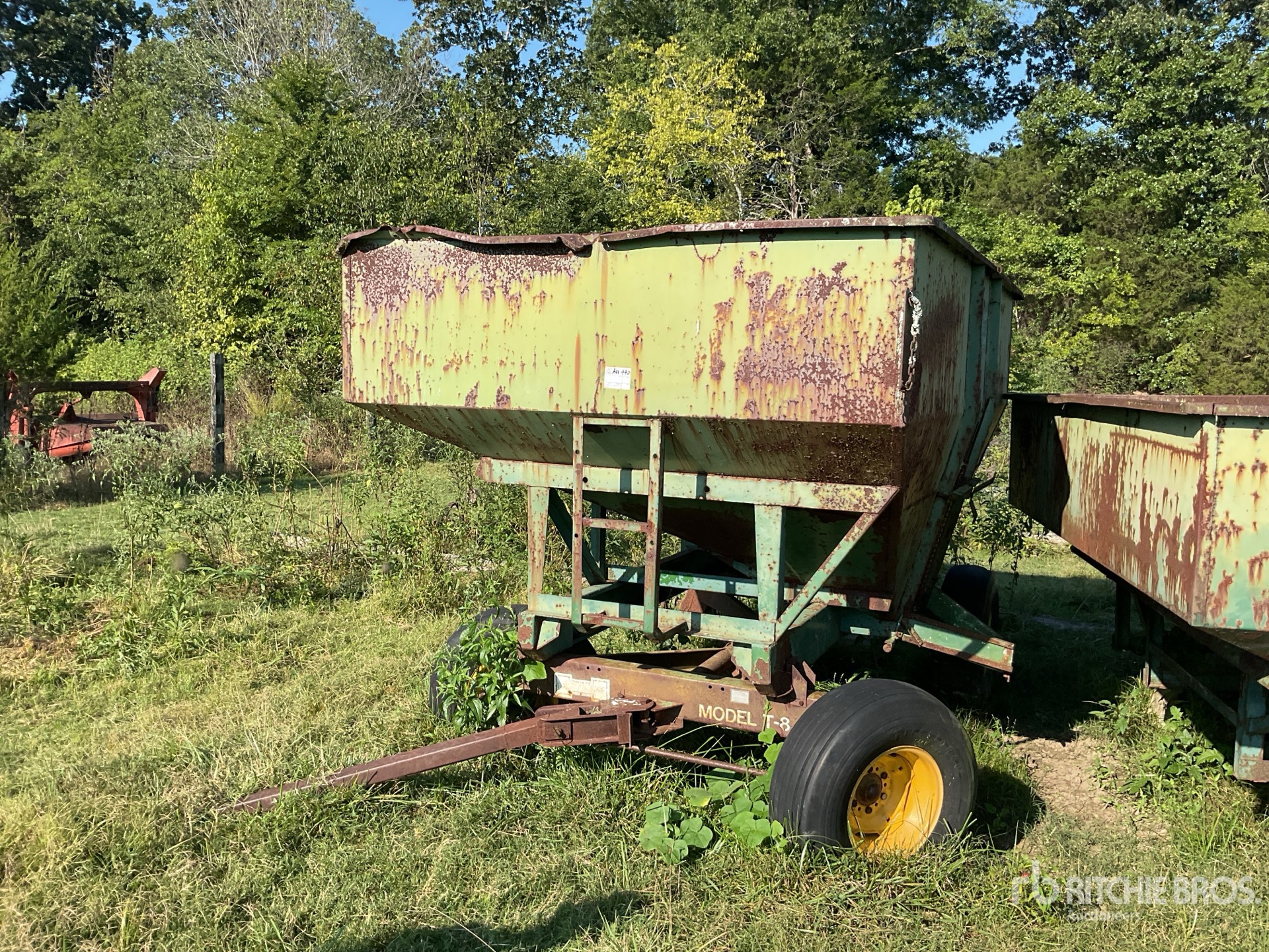 T-8 Grain Cart