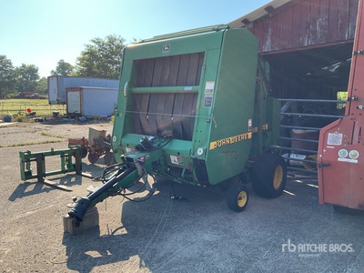 1998 John Deere 566 Round Baler