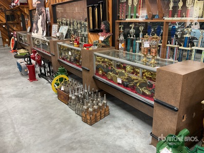 4 section Display Case
