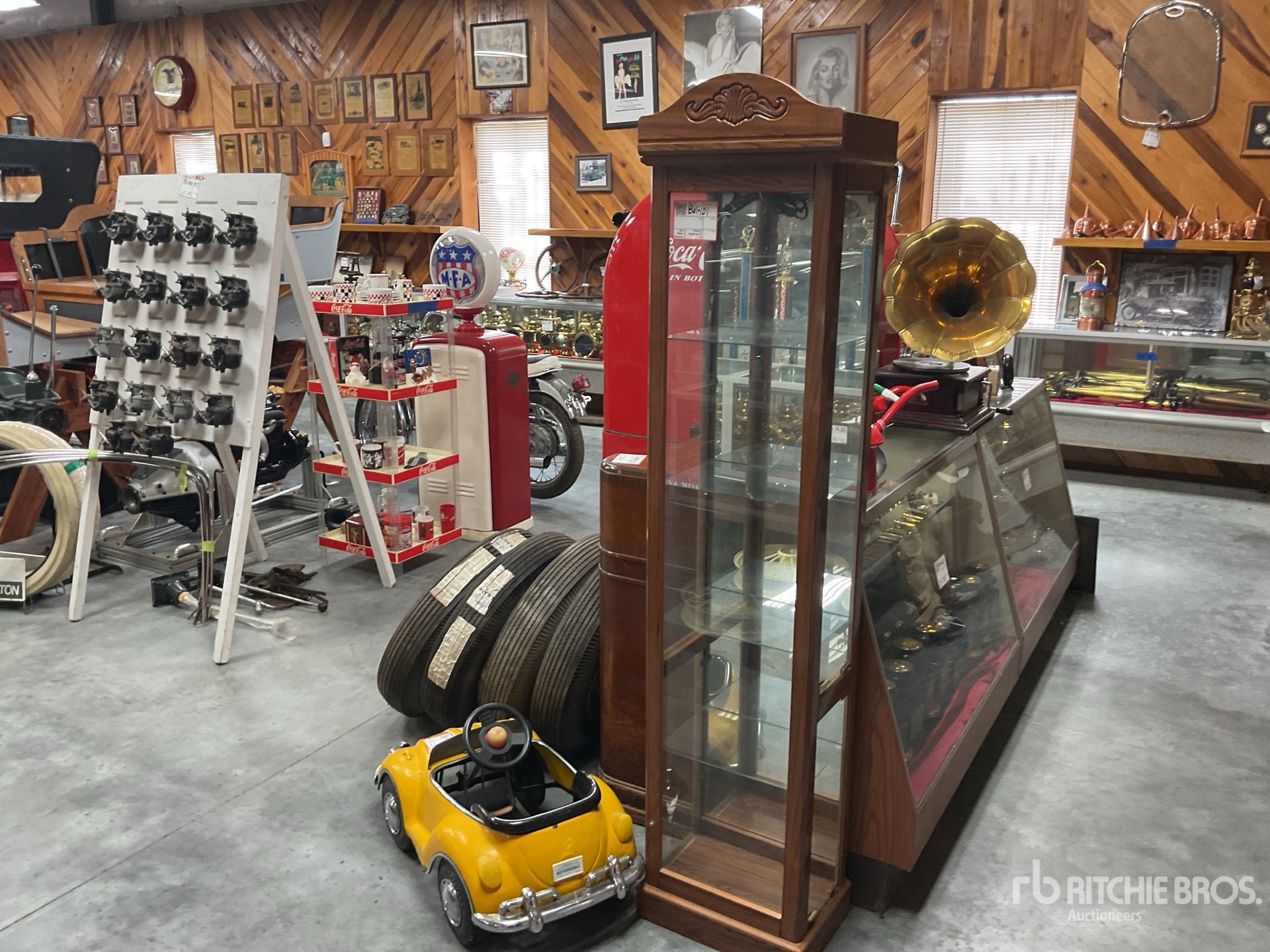 China cabinet