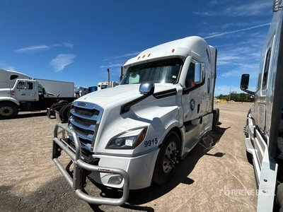 2022 Freightliner Cascadia 126 6x4 Sleeper Truck Tractor