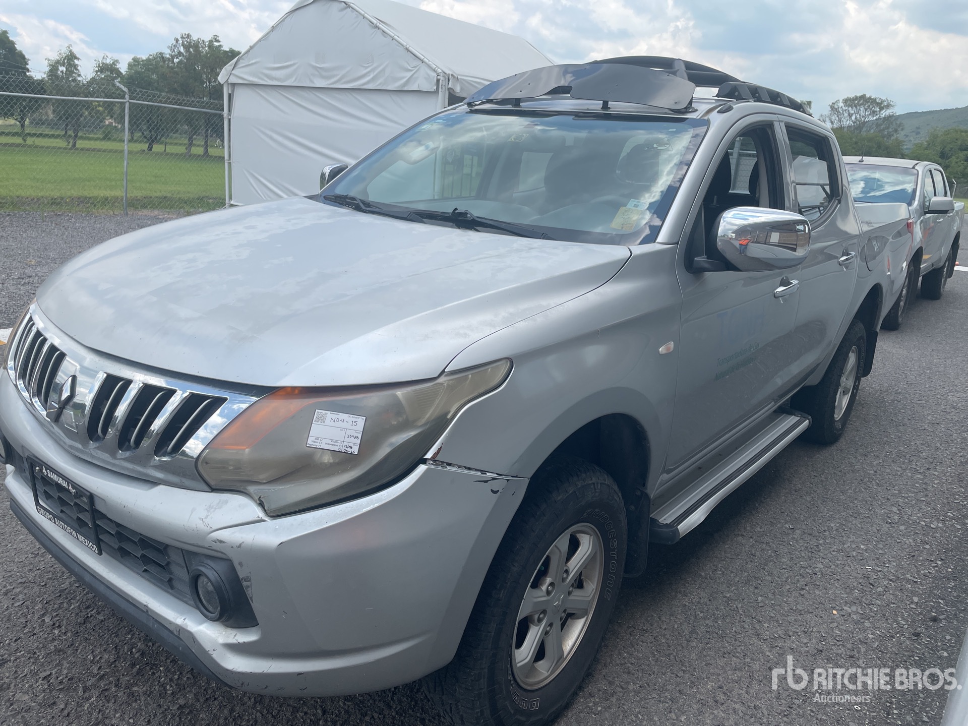 2016 Mitsubishi L200 4x4 Crew Cab Camioneta / Pickup
