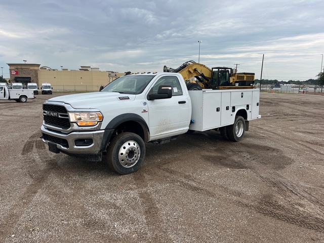 2023 Ram 4500 Tradesman 4x2 Utility Truck (Unused)