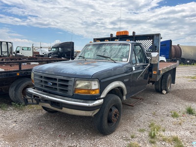 1997 Ford F Super Duty 4x2 Flatbed Truck (Inoperable)
