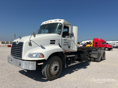 2004 Mack CX612 6x4 Roll-off vrachtwagen