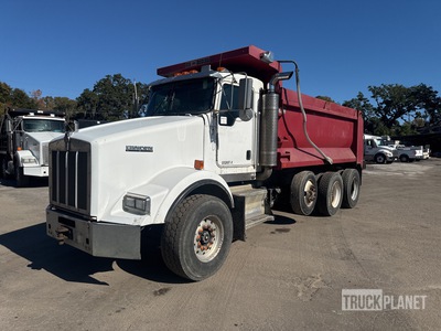 2006 Kenworth T800 8x4 Tri/A Dump Truck