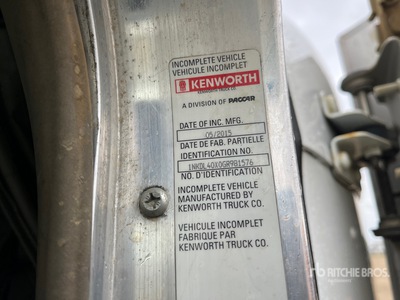 PM 23525SP Knuckle Boom on 2016 Kenworth 6x4 Sleeper Boom Truck