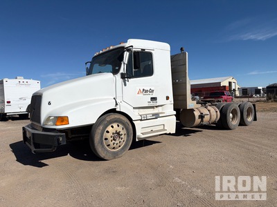 1999 Volvo 6x4 T/A Day Cab Truck Tractor