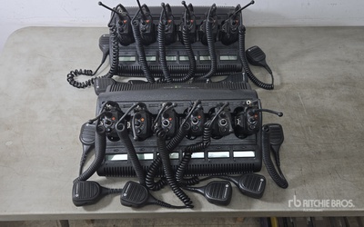 Quantity of (12) Motorola XT2-2500 Handheld 2 Way Radios