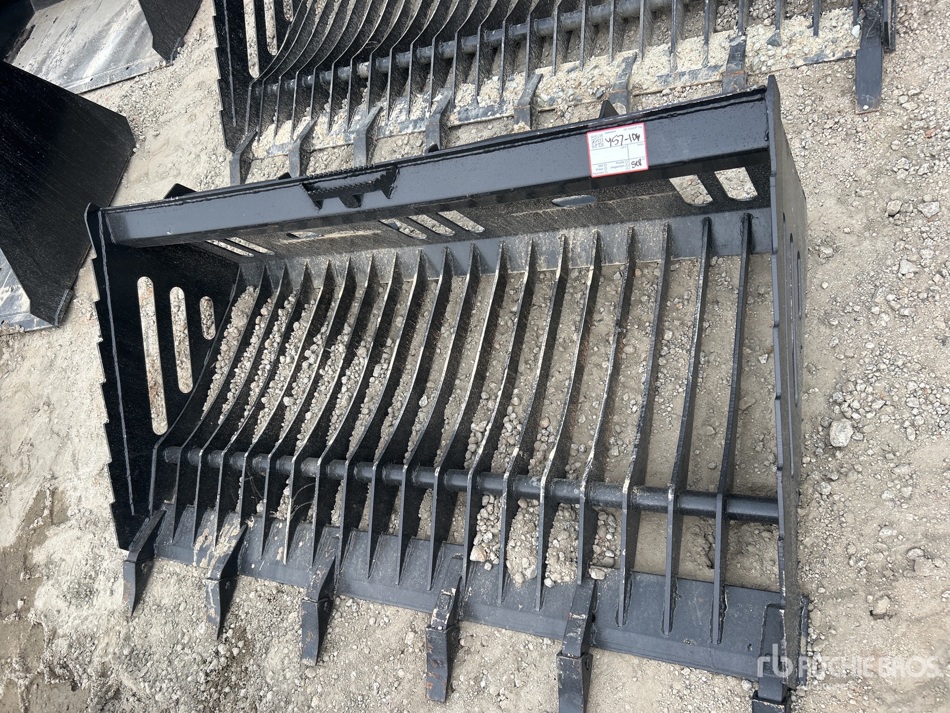 68 bucket with teeth Skid Steer Bucket