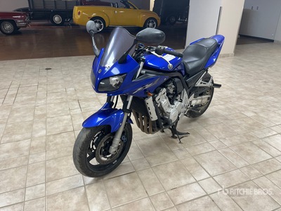 2003 Yamaha FZS1 998 cc Sport Bike