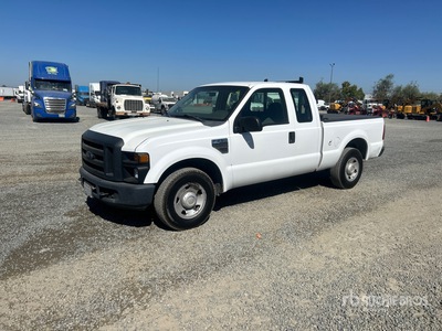 2008 Ford F-250 XL 4x2 Extended Cab Pickup