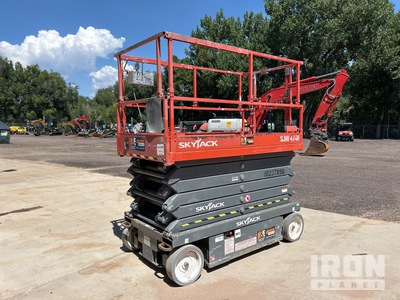 2018 Skyjack SJIII 4740 Electric Scissor Lift
