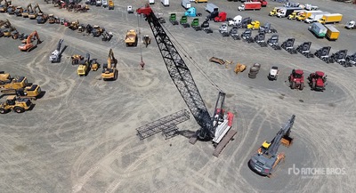 2013 Link-Belt LS238HSL 150 Ton Raupenkran mit Gittermast