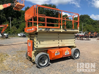 2015 JLG M4069 Hybrid Scissor Lift
