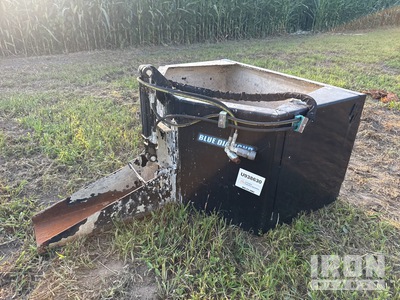 Blue diamond 110040 Skid steer concrete handler bucket Concrete Bucket - Fits various skid steers with quick attachment plate and aux hydraulics