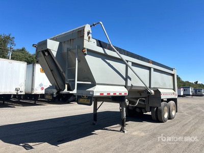 2011 Larochelle M402D227 26 ft T/A End Dump Trailer