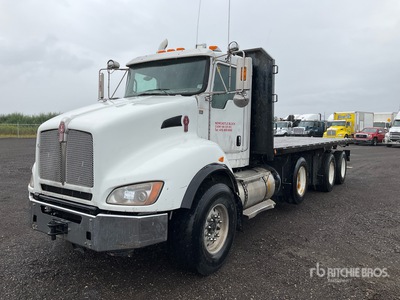 2012 Kenworth T440 8x4 平台トラック