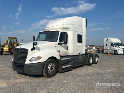 2019 International LT625 6x4 Cabeza Tractora Cabina Dormitorio